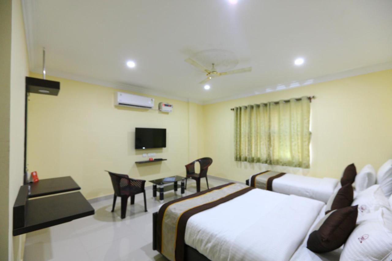 Saibala Lnn Hotel Chennai Exterior foto
