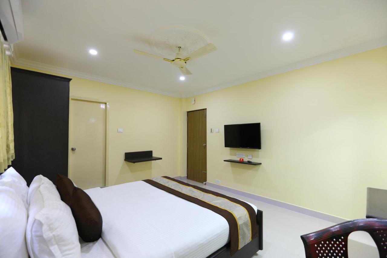 Saibala Lnn Hotel Chennai Exterior foto