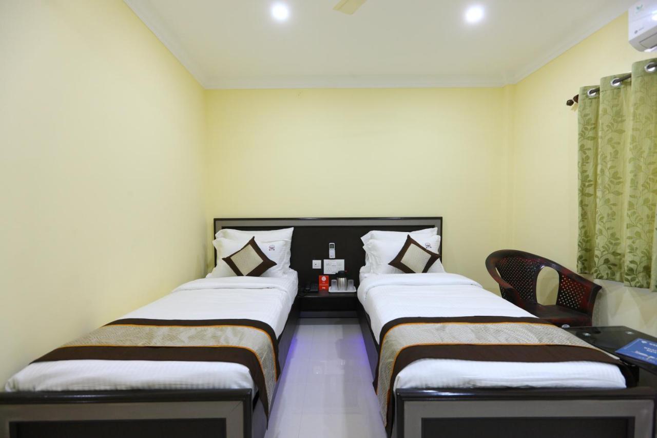 Saibala Lnn Hotel Chennai Exterior foto