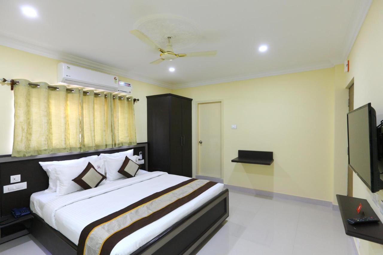 Saibala Lnn Hotel Chennai Exterior foto
