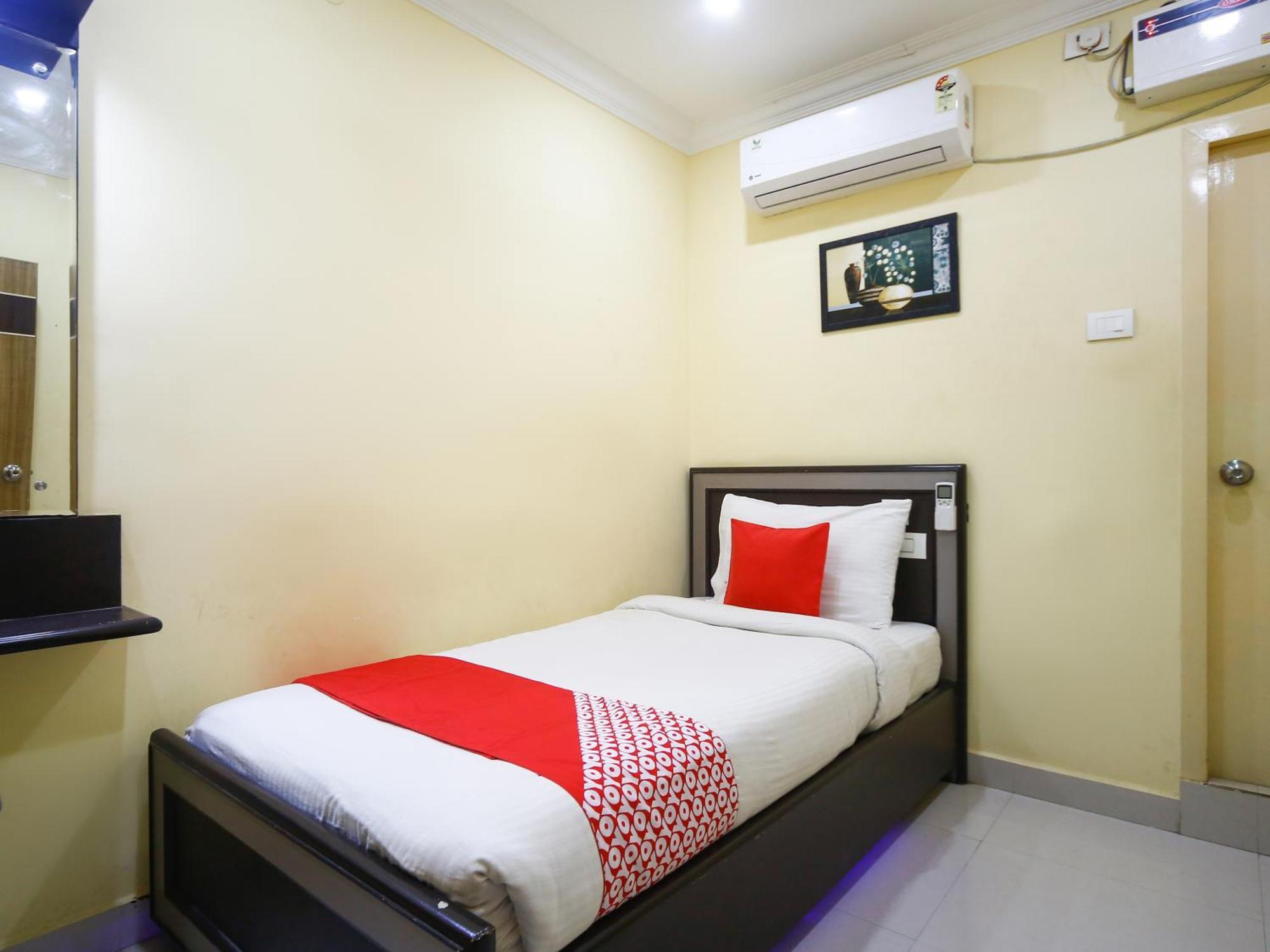 Saibala Lnn Hotel Chennai Exterior foto