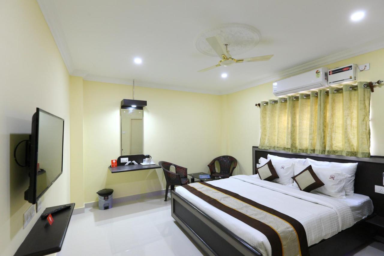Saibala Lnn Hotel Chennai Exterior foto