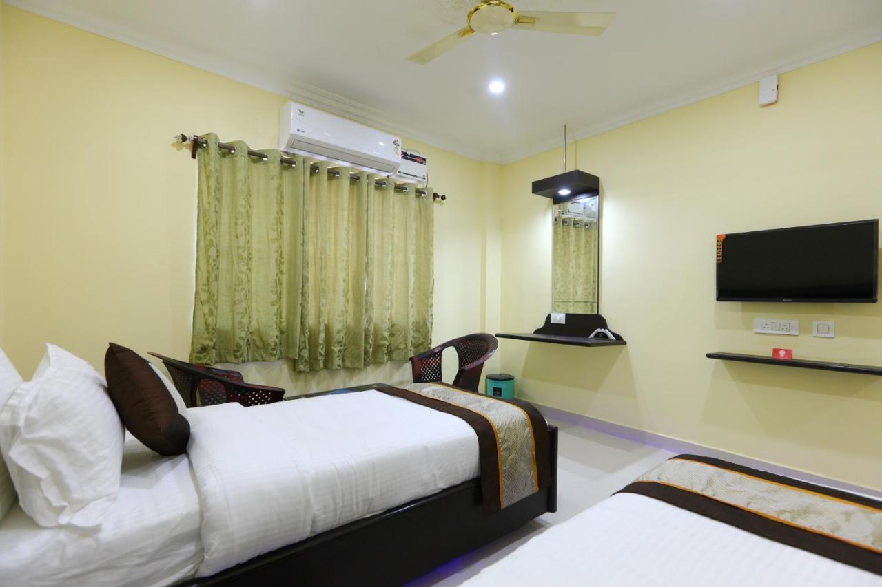 Saibala Lnn Hotel Chennai Exterior foto