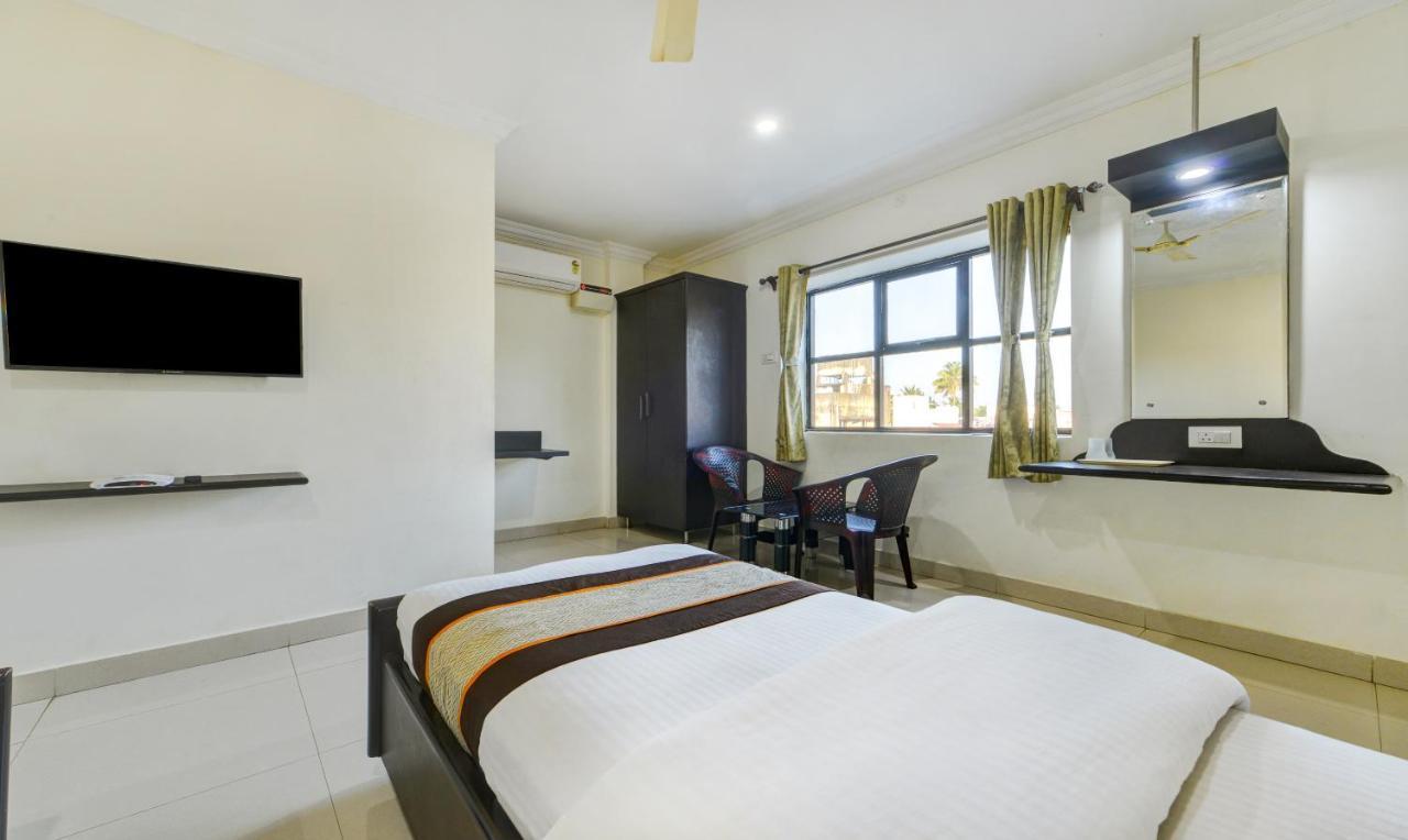 Saibala Lnn Hotel Chennai Exterior foto