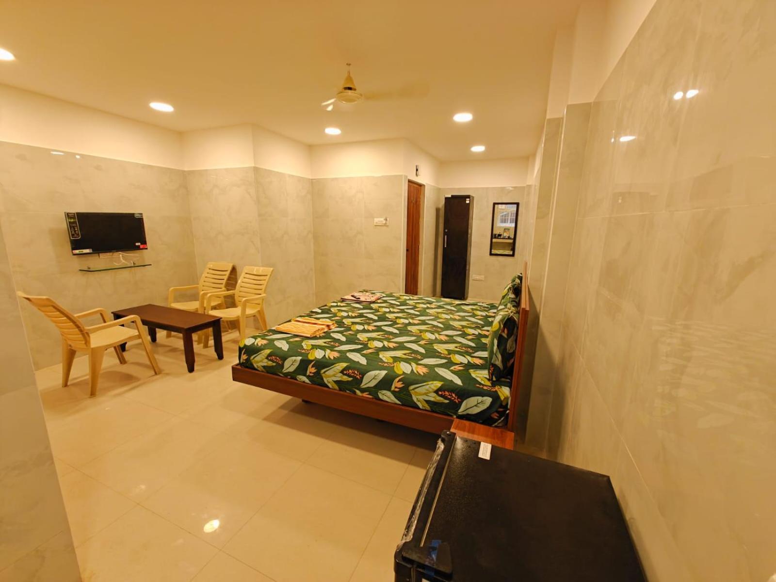 Saibala Lnn Hotel Chennai Exterior foto