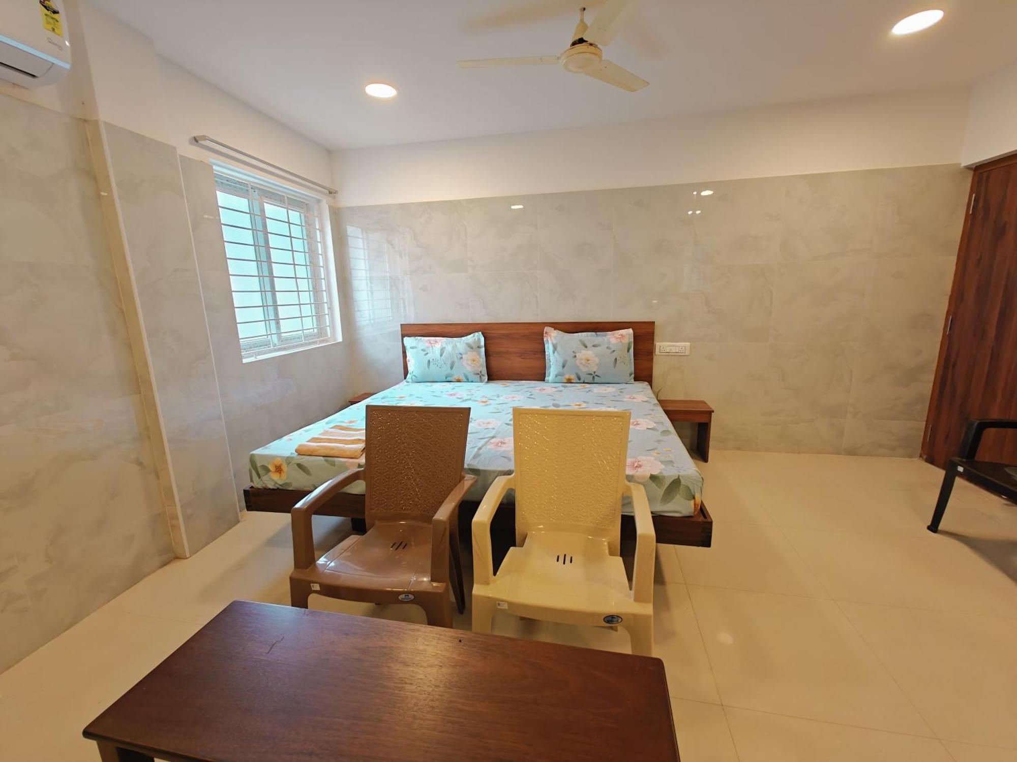 Saibala Lnn Hotel Chennai Exterior foto